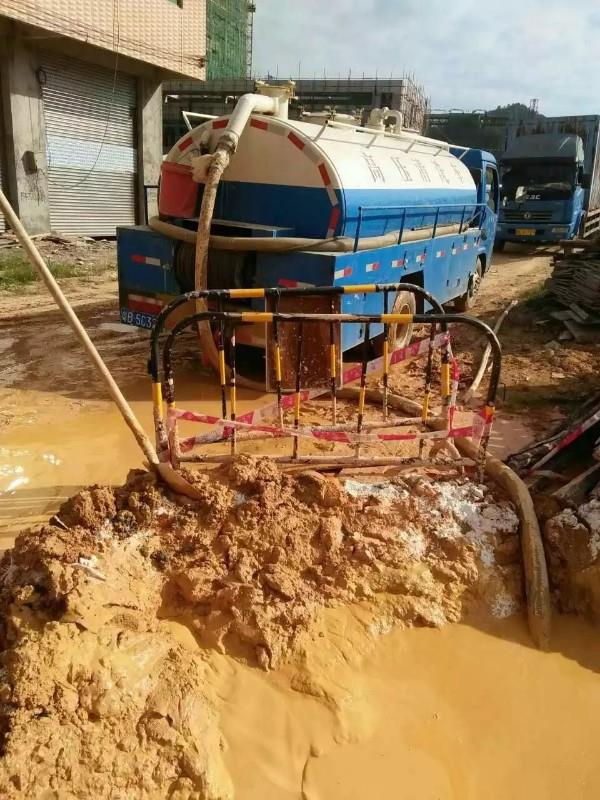 新龙镇工地淤泥清淤