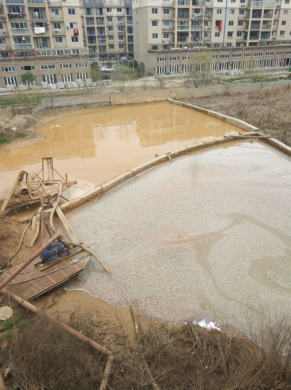 新龙镇沉淀池淤泥清理-厂区废水池淤泥清淤